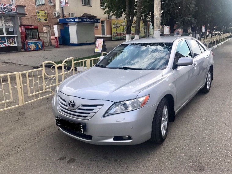 Белый Camry в Таджикистан
