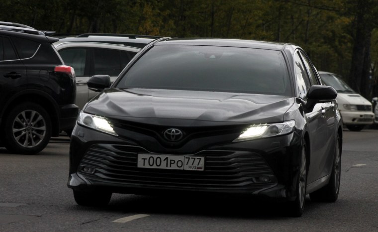 Камри Баку 70