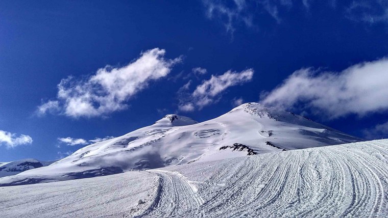 Фотообои гора Эльбрус