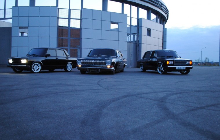 ВАЗ 2114 на стиле черная