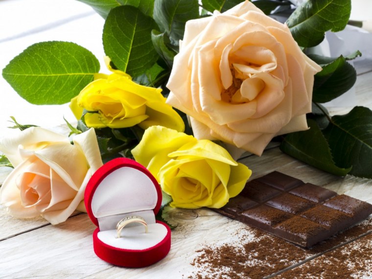 Букет пионовидных роз Виктория Пич