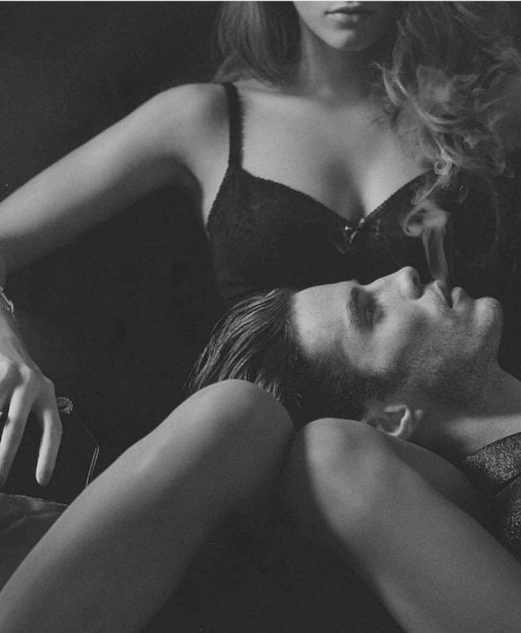 Парень и девушка страсть