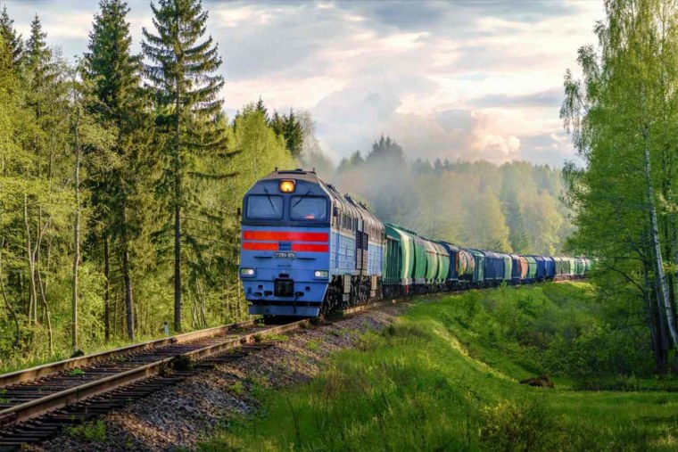 Грузовые поезда РЖД