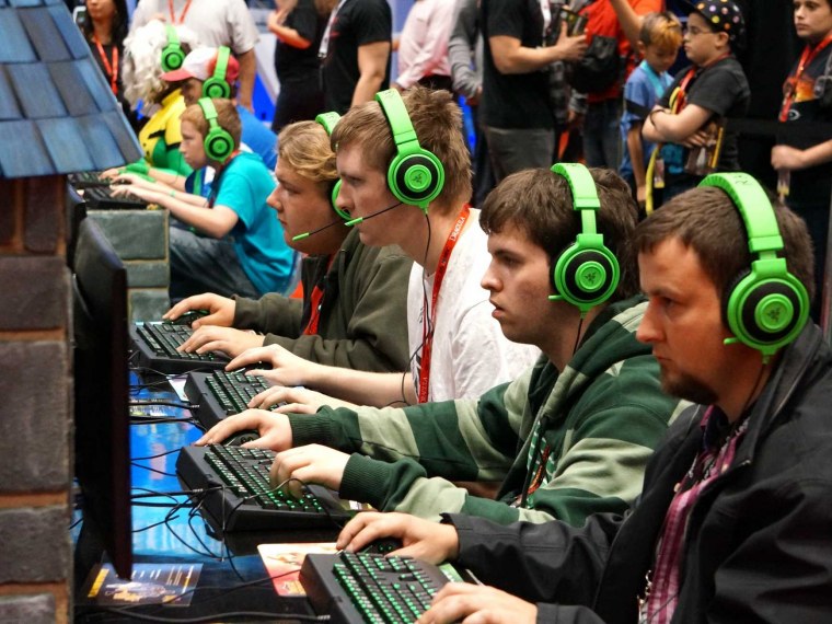 Максим геймер