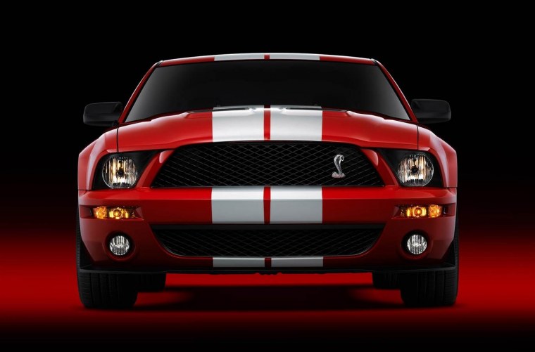 Форд Мустанг Шелби gt 500 2005