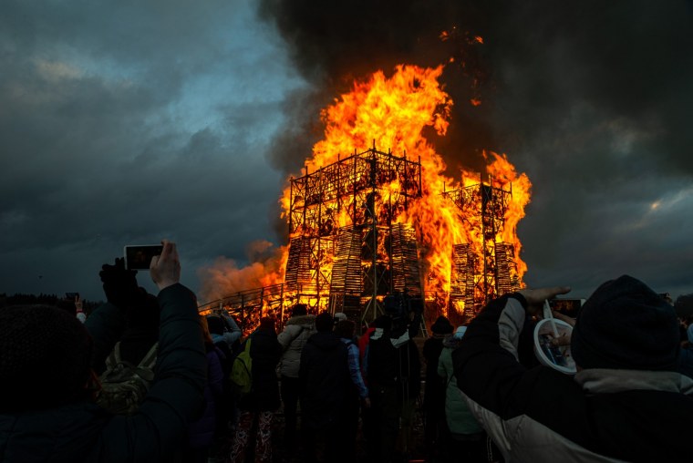 Никола Ленивец сжигание Масленица