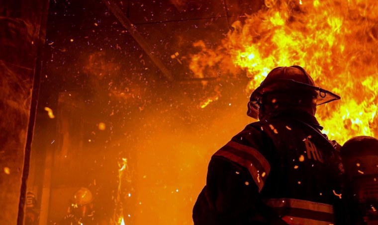 Команда 49: Огненная лестница фильм 2004