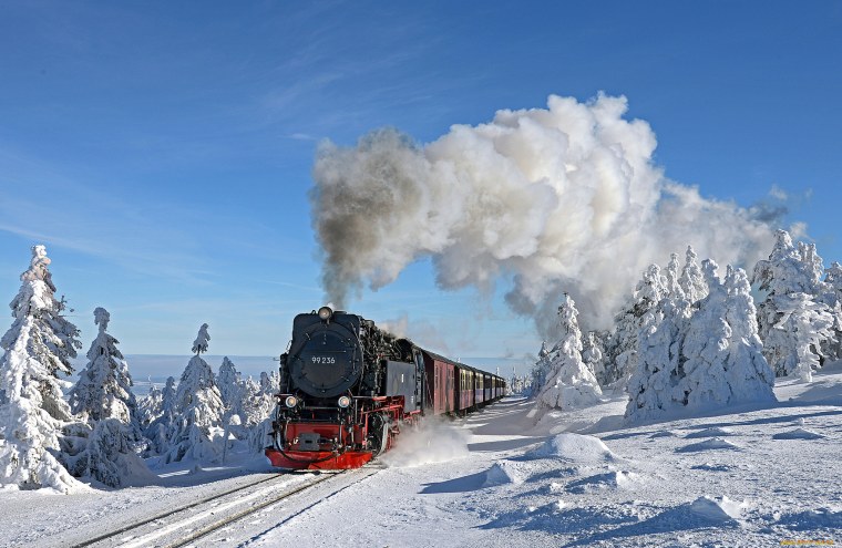 Паровоз зима