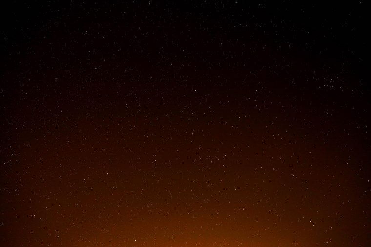 Темно коричневый фон