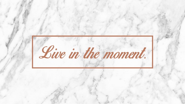 Мраморный фон с надписью