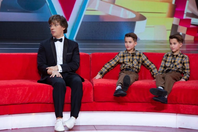 Эмблема передачи лучше всех