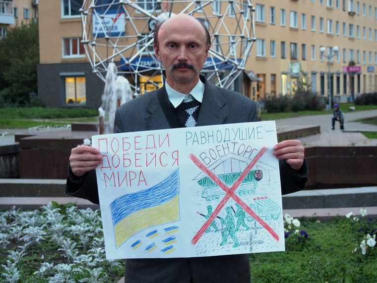 Литвин Михаил блоггер стрижка