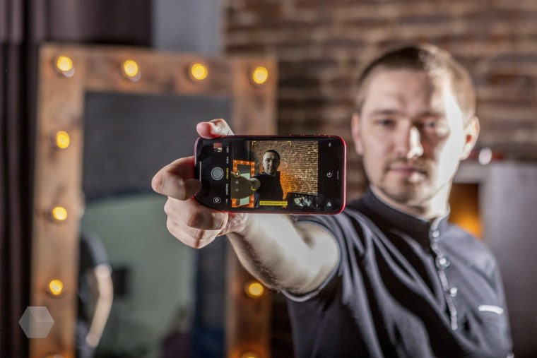 Дисплеи с камерой под экраном сиаоми