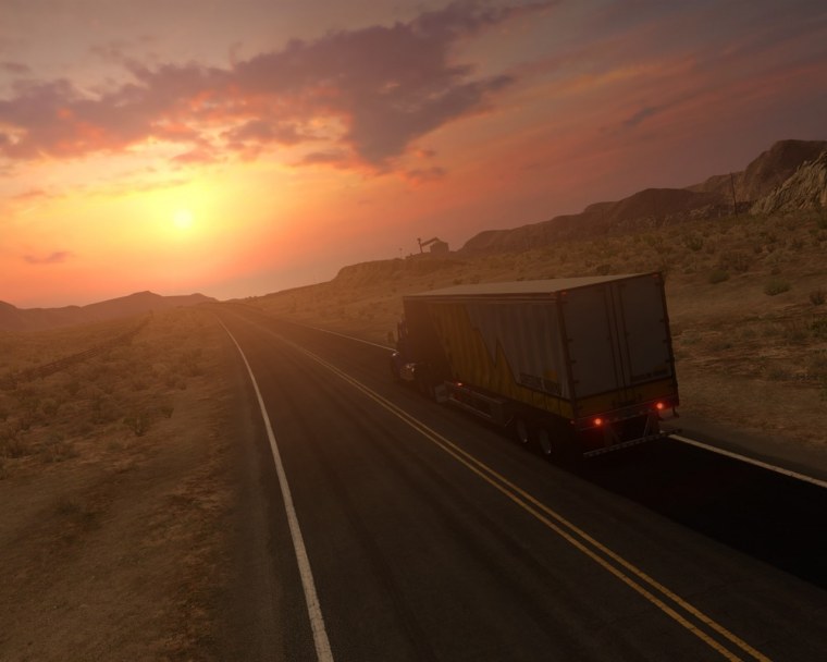 Грузовик на закате