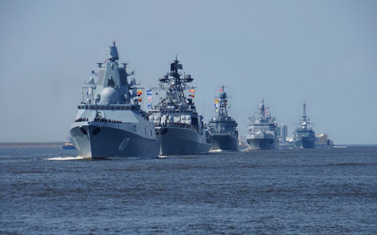 С днём военно морского флота