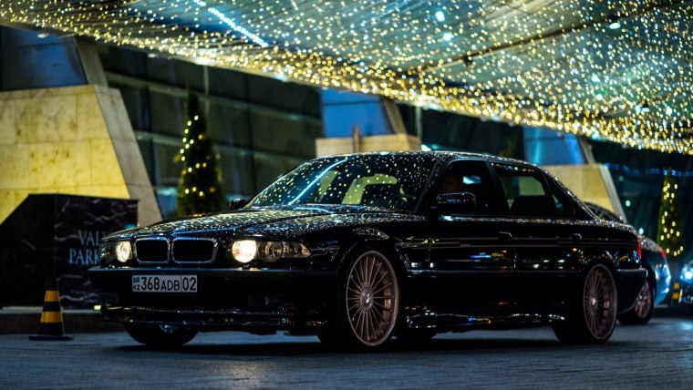 BMW 7 e38 4k