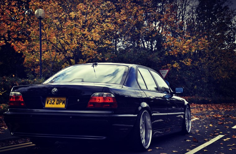 BMW 7 e38 stance