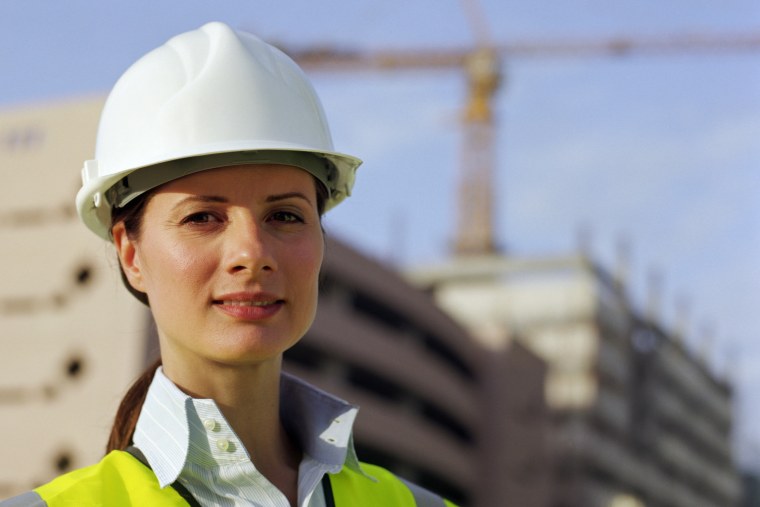 Девушка в рабочей одежде