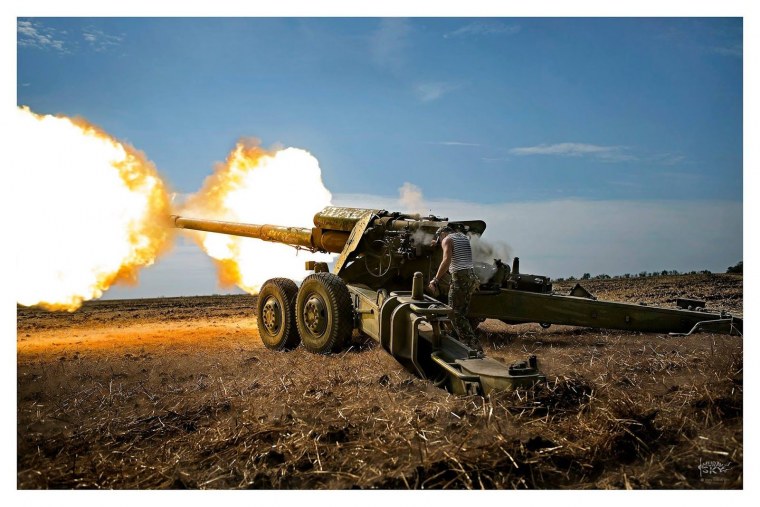 Артиллерия залп 2а65