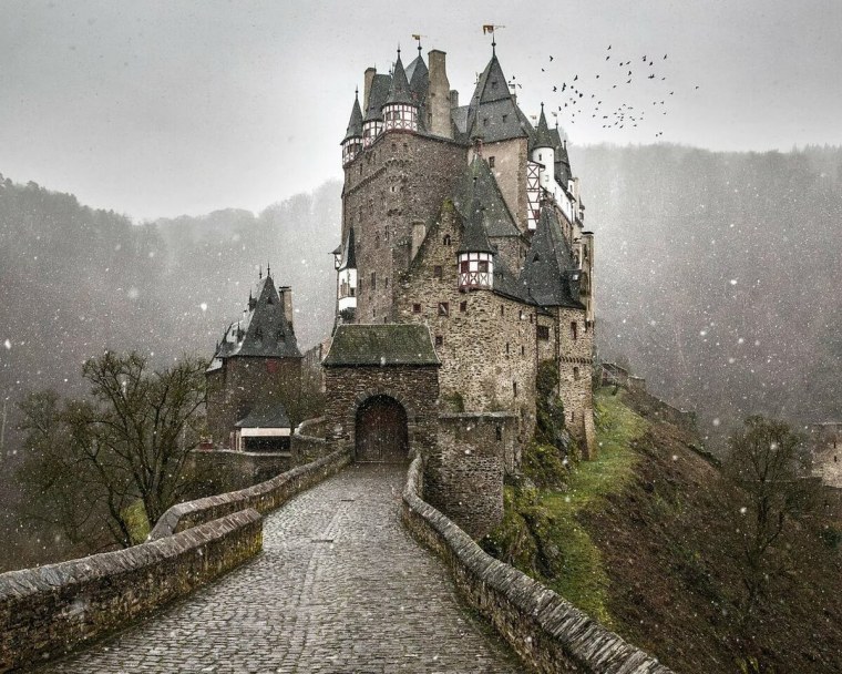 Замок Кощея Бессмертного Абхазия