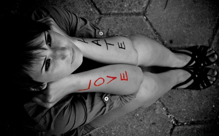 Грустные обои на телефон