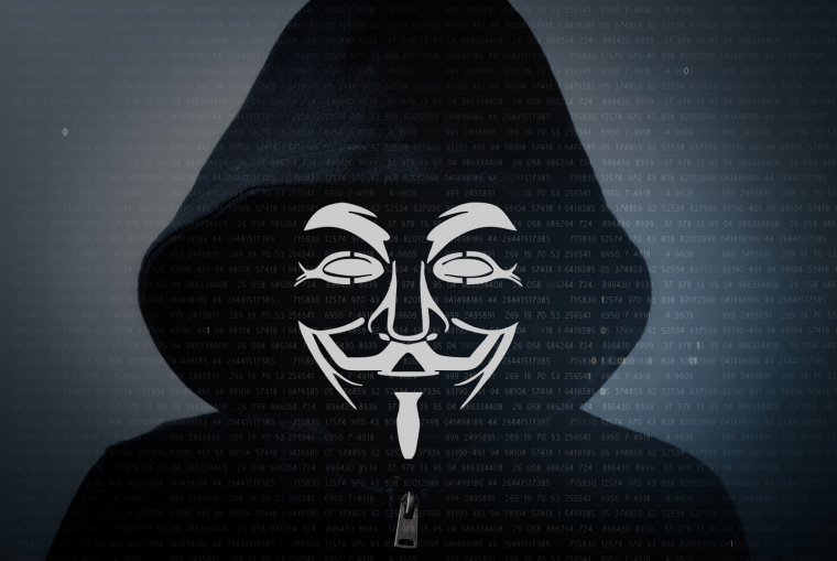 Хакер в маске Анонимуса