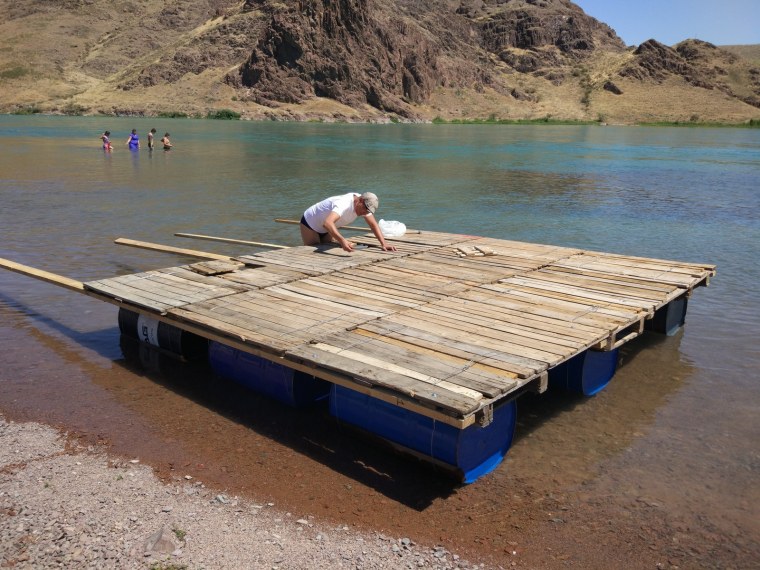 Туристический плот