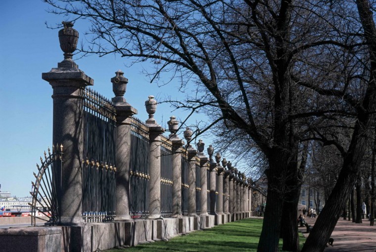 Летний сад Петергоф