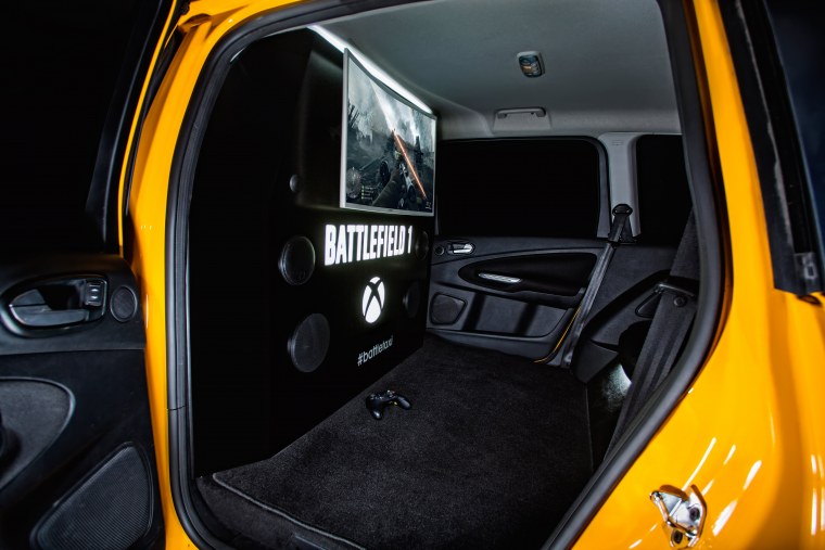 Перегородка в салон автомобиля