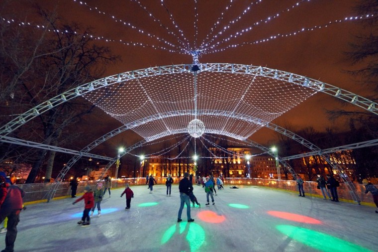 Каток в саду Эрмитаж