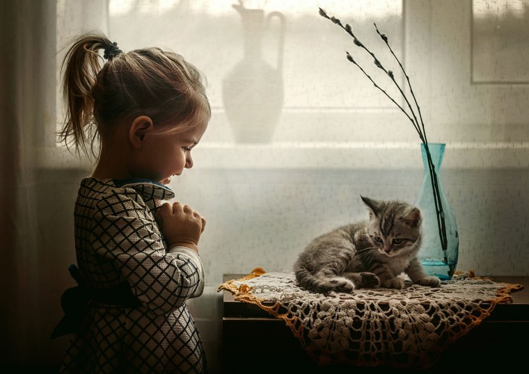 Дети радуются