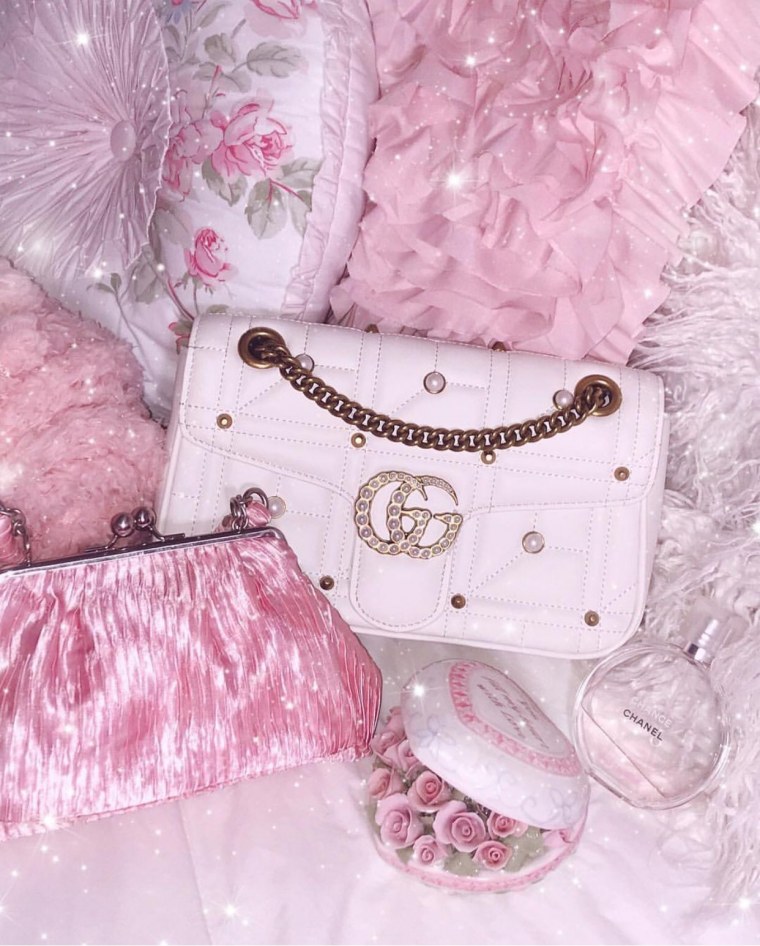 Эстетика Пинк Шайн