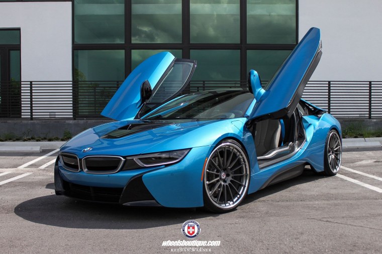 BMW i8 White Blue
