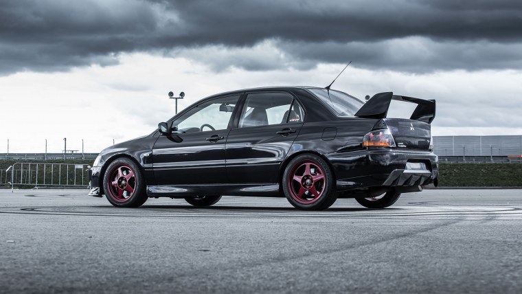 Митсубиси Лансер 9 Эволюшн и 10