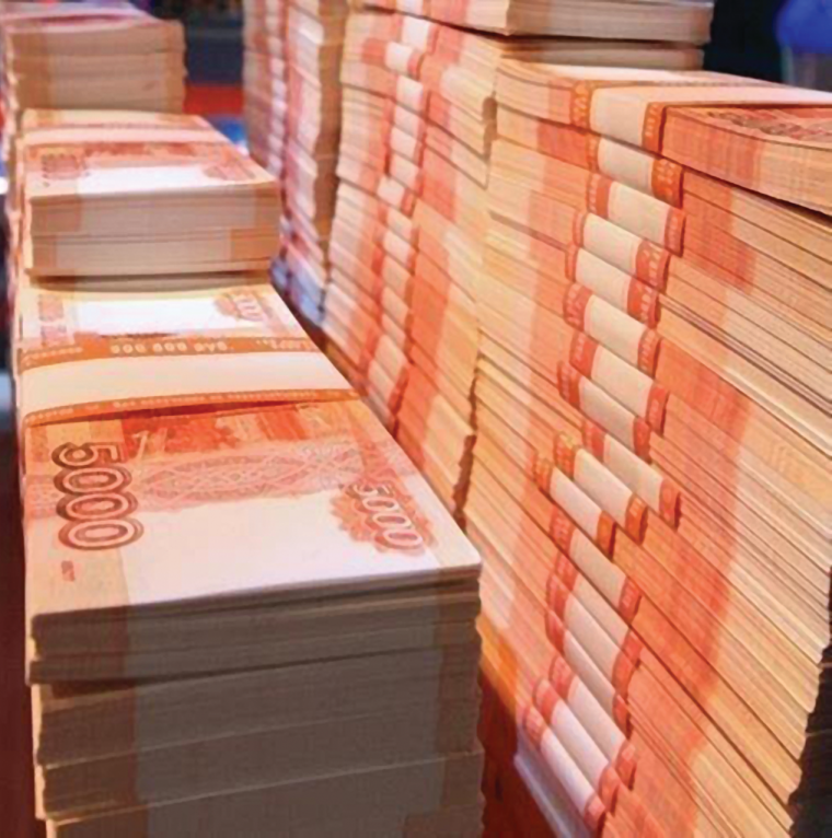 Огромная стопка денег