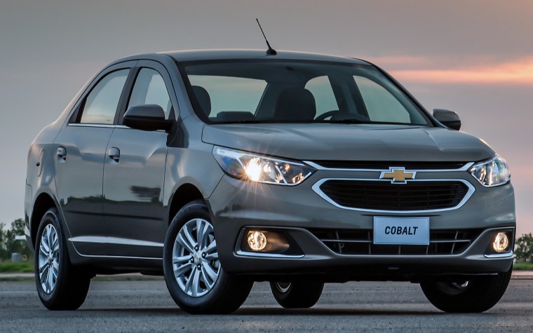 Chevrolet Cobalt 2013 белый