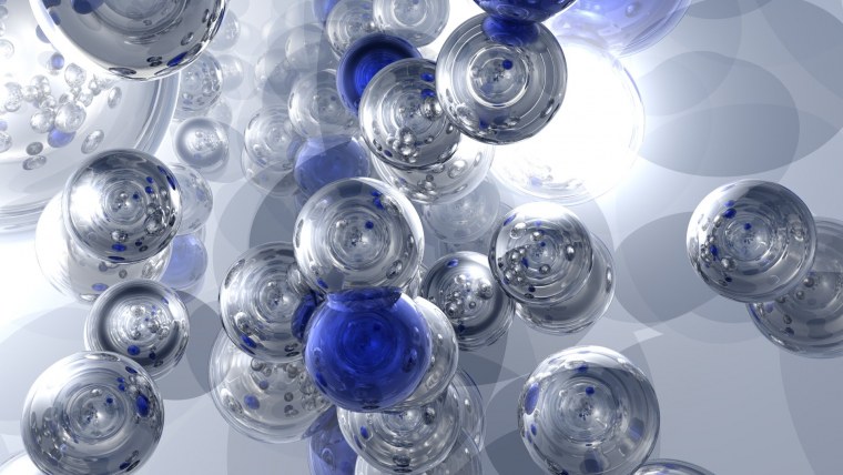 Красивые стеклянные шары