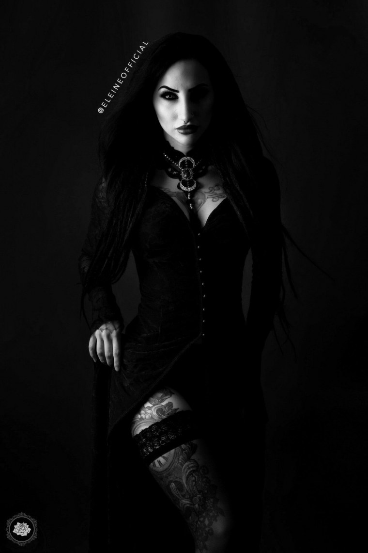 Дарья Делишес вампирша