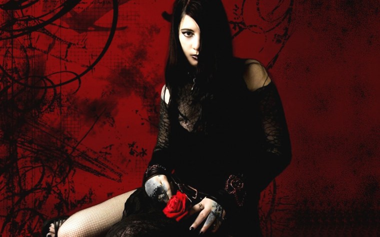 Готическая фотосессия Энн Хэтэуэй