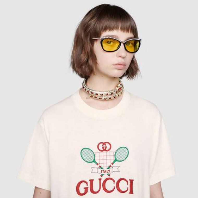Gucci фон