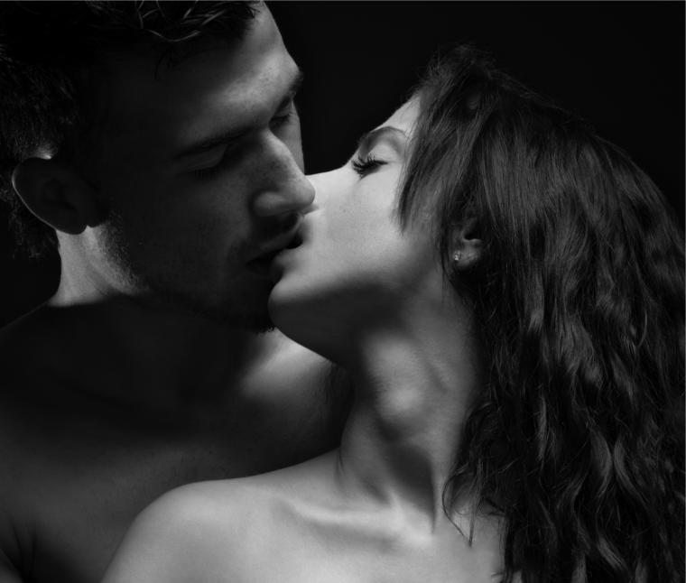 Красивый поцелуй