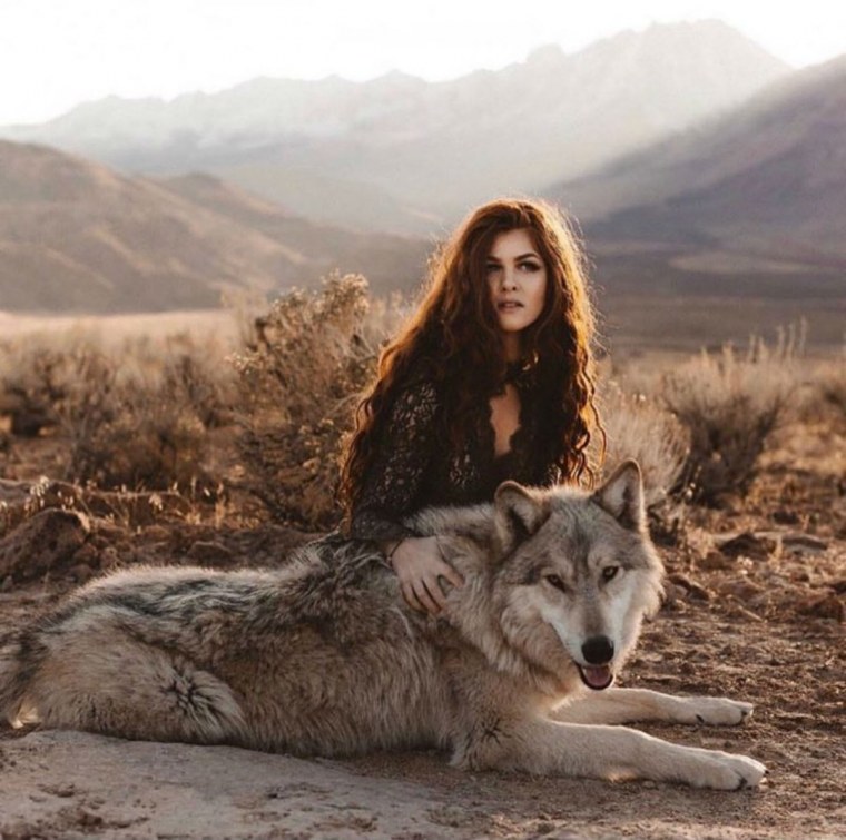 Девушка и волк Эстетика