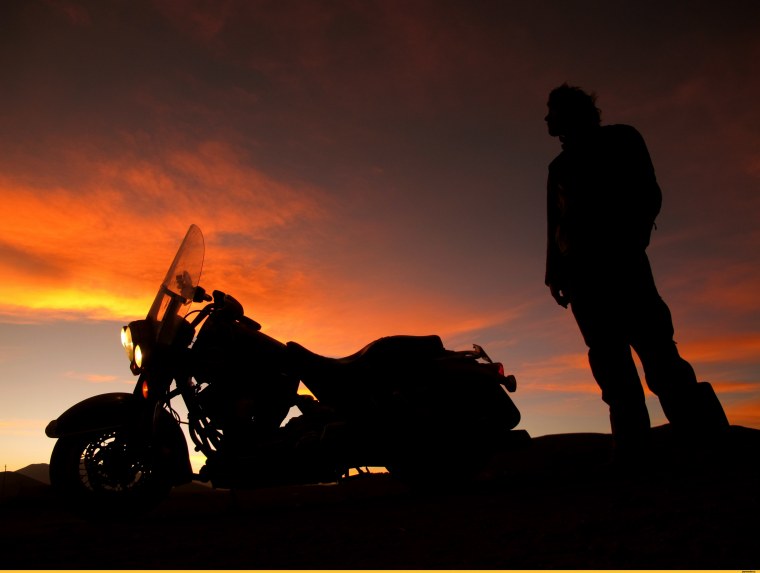 Сансет на мотоцикле