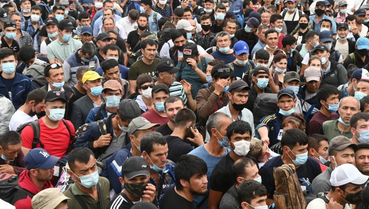 Таджикские мигранты