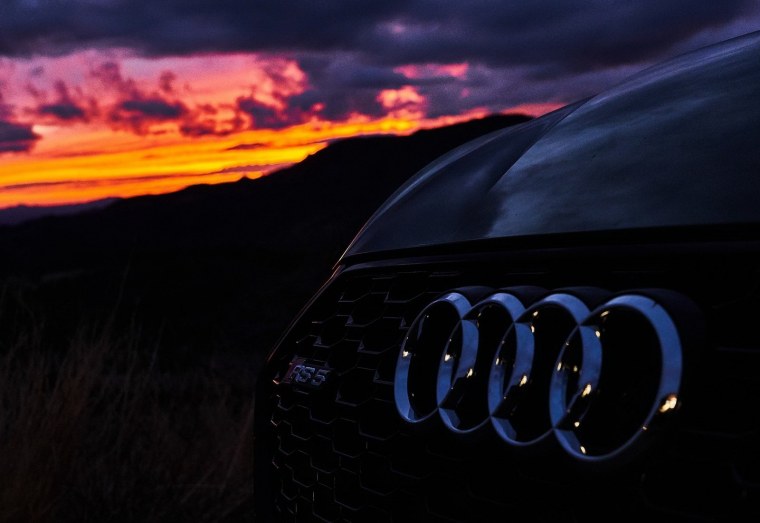 Audi m5 чёрная