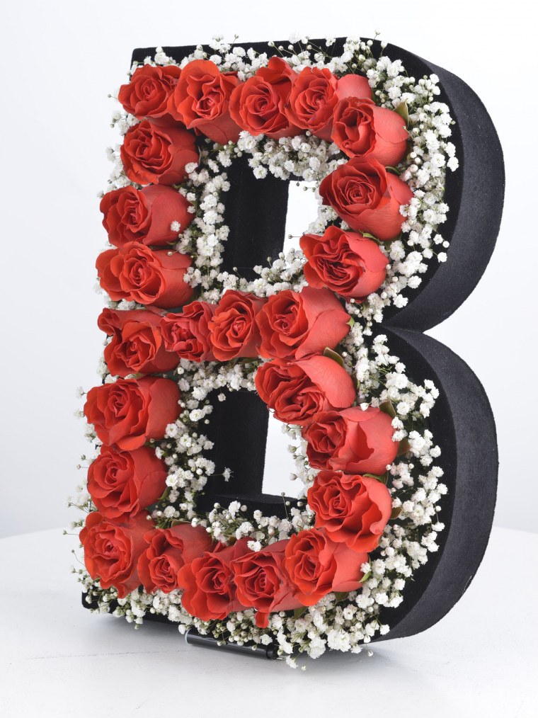 Сердечка с буквой м и н