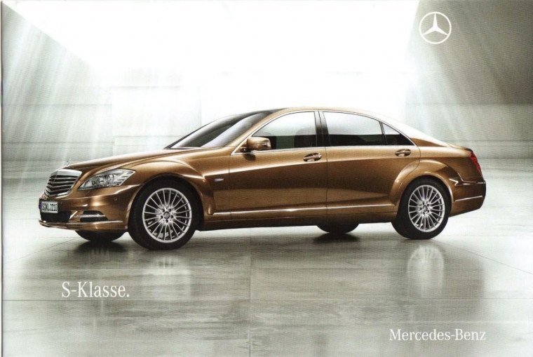 Mercedes c коричневый