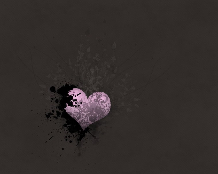 Фото сердца на черном фоне