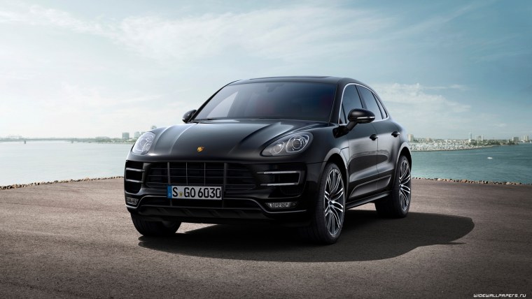 Porsche Macan 911