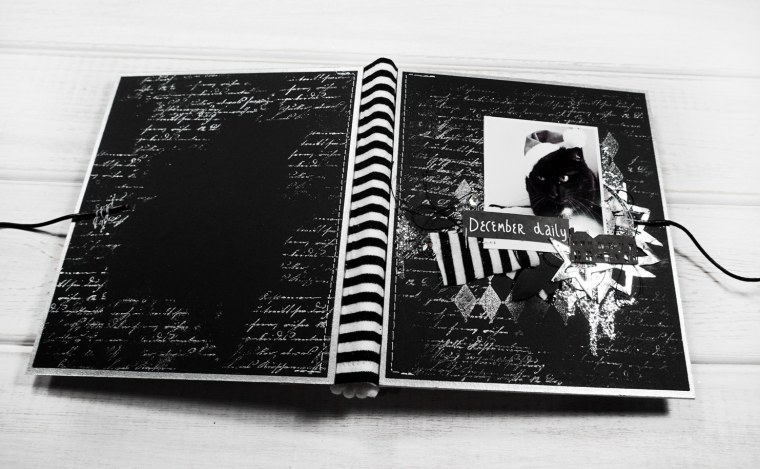 Оформление черного фотоальбома